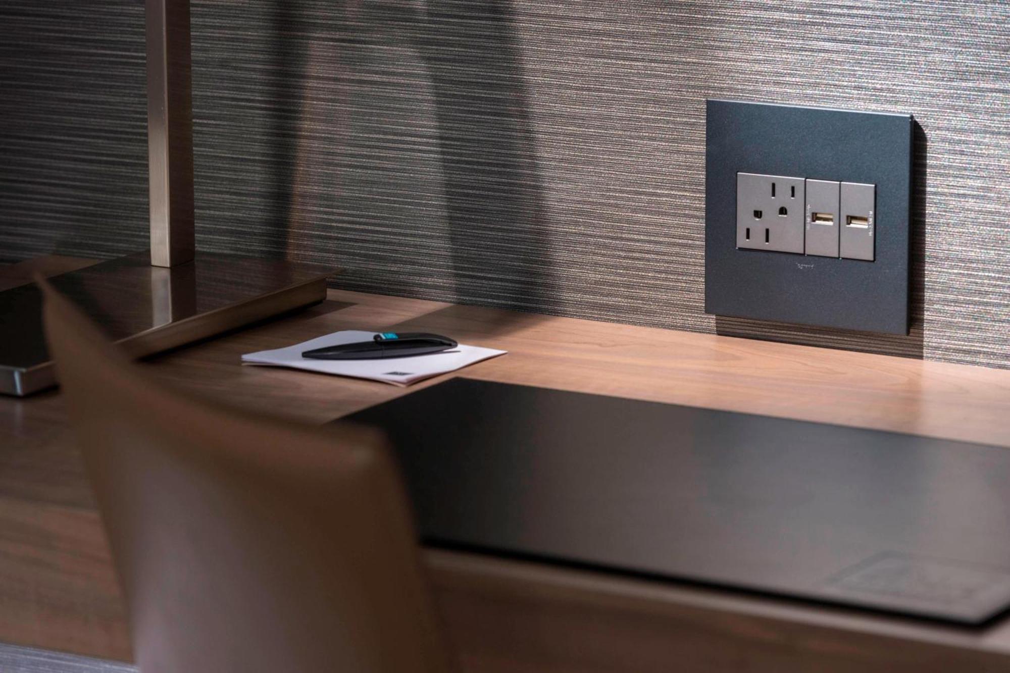 Ac By Marriott Boston North 4*